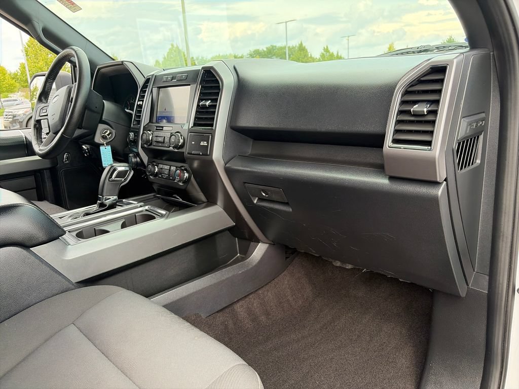 Used 2019 Ford F150 XLT w/ Equipment Group 302A Luxury AWD/4WD image 12