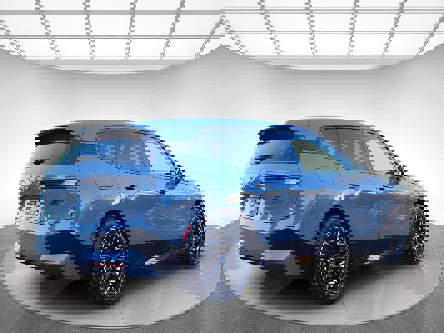 Used 2023 BMW iX M60 w/ Executive Package image 8