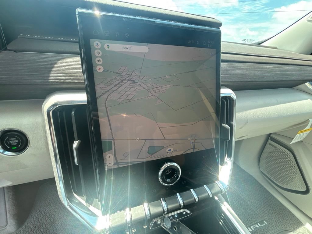 New 2026 GMC Acadia Denali w/ Super Cruise Package FWD image 16