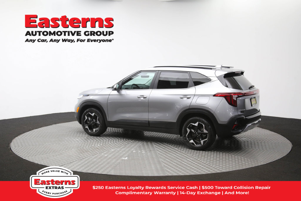 Used 2024 Kia Seltos EX AWD/4WD image 65