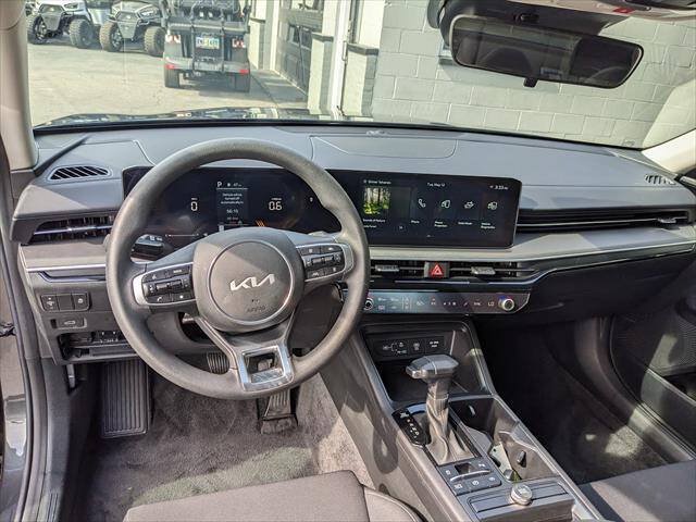 Used 2025 Kia K5 LXS FWD image 14