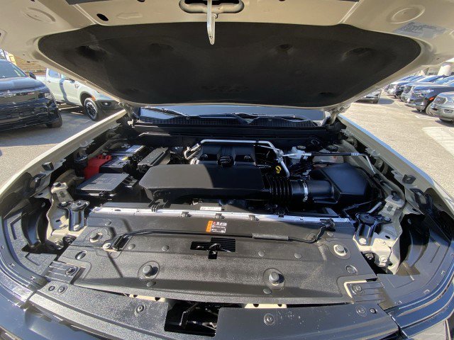 Used 2024 Chevrolet Colorado Z71 w/ Z71 Convenience Package 2 image 30