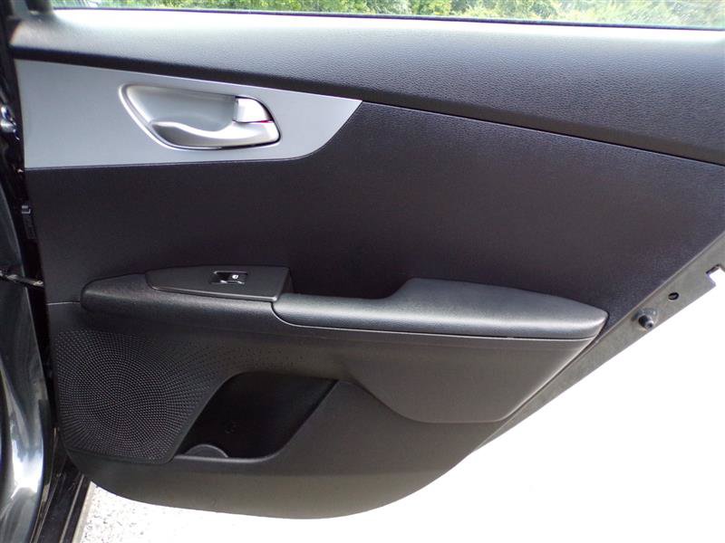 Used 2023 Kia Forte LXS w/ LXS Technology Package FWD image 24