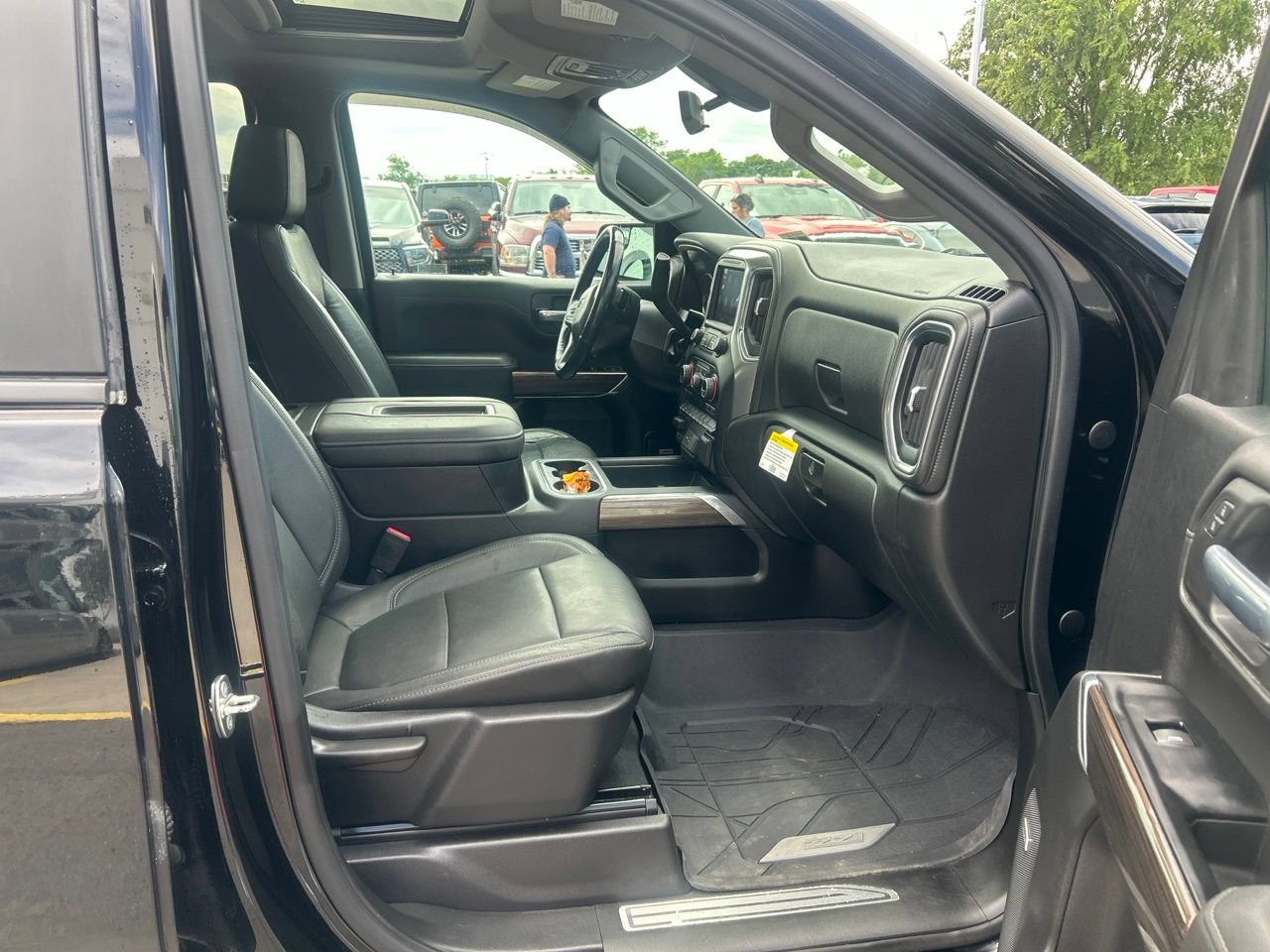 Used 2019 Chevrolet Silverado 1500 LT Trail Boss AWD/4WD image 16