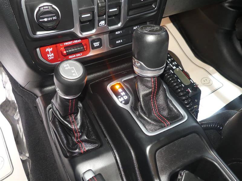 Used 2018 Jeep Wrangler Unlimited Rubicon w/ Dual Top Group image 39