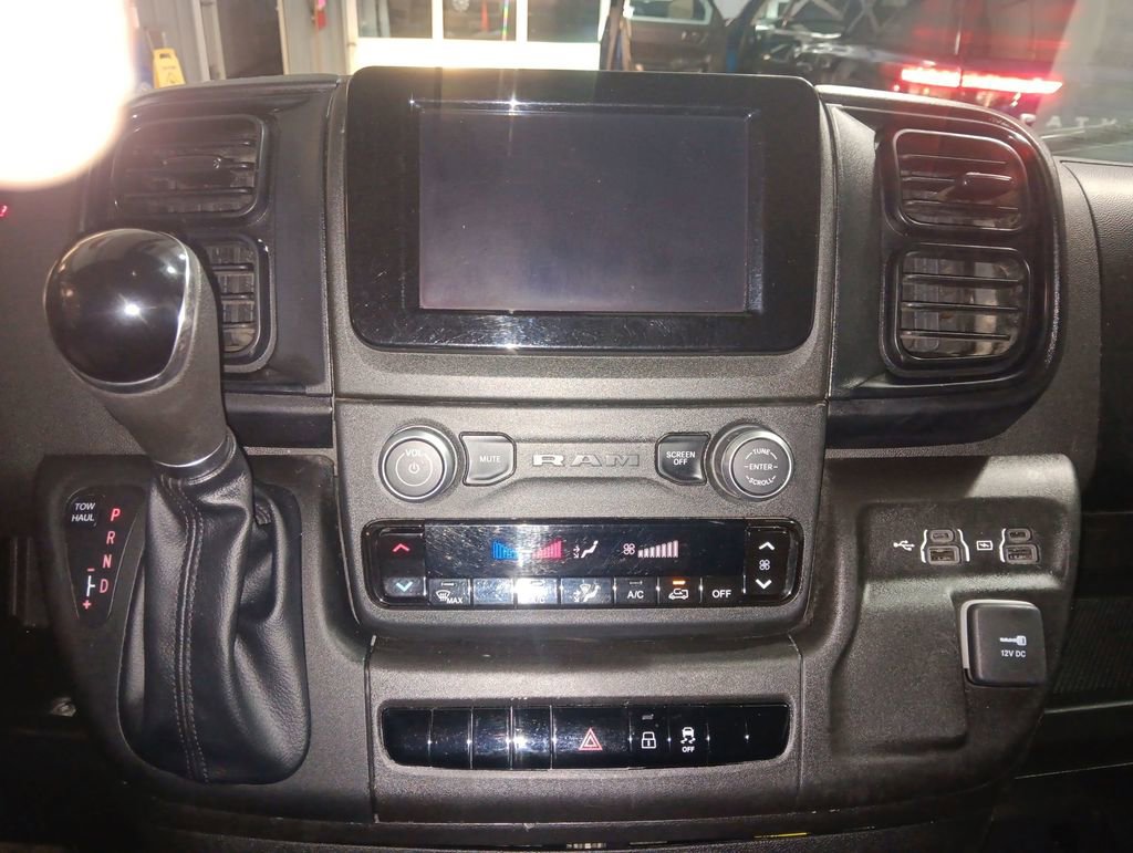 Used 2022 RAM ProMaster 2500 image 17