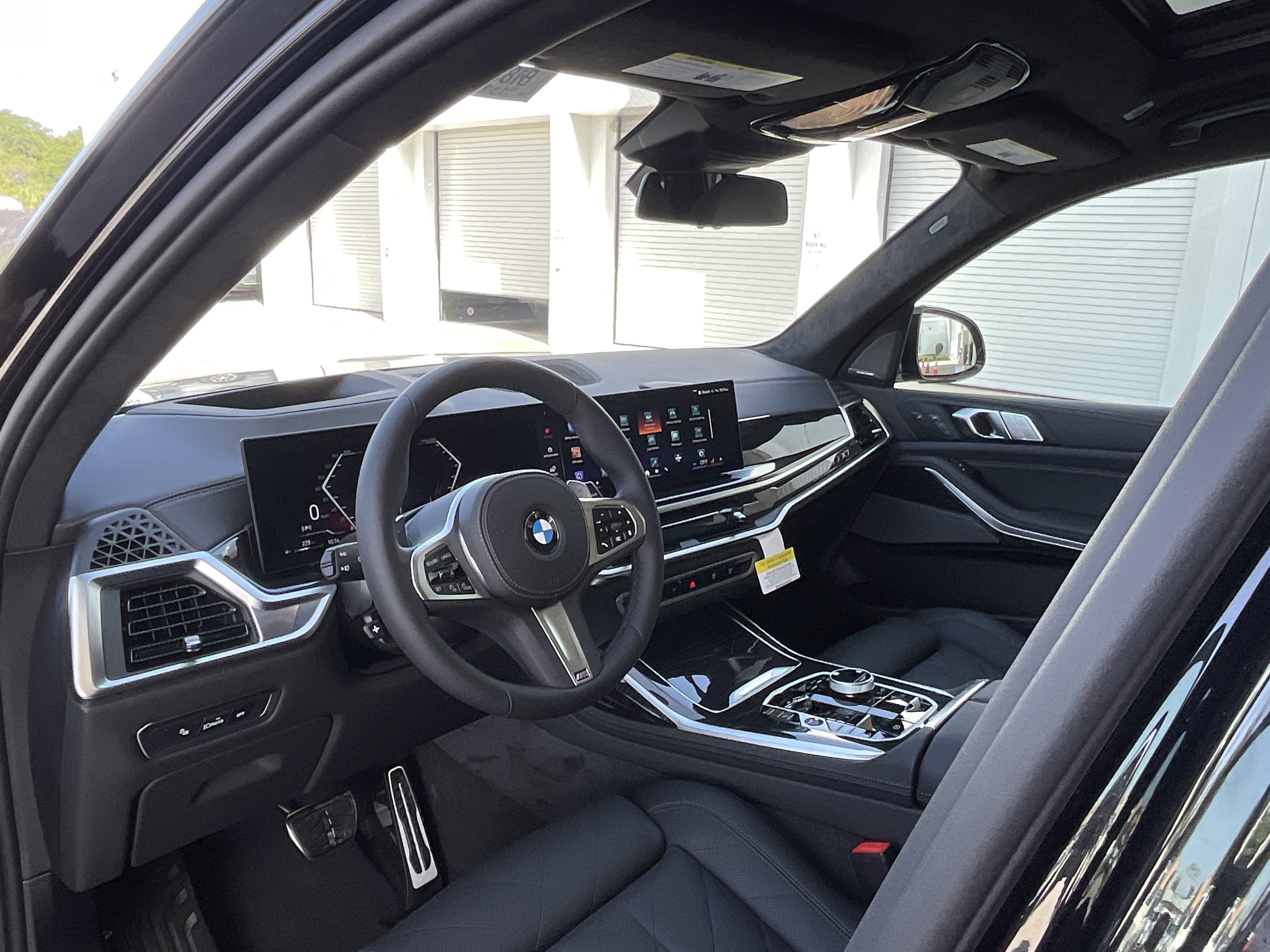 New 2027 BMW X7 xDrive40i w/ Executive Package AWD/4WD image 9