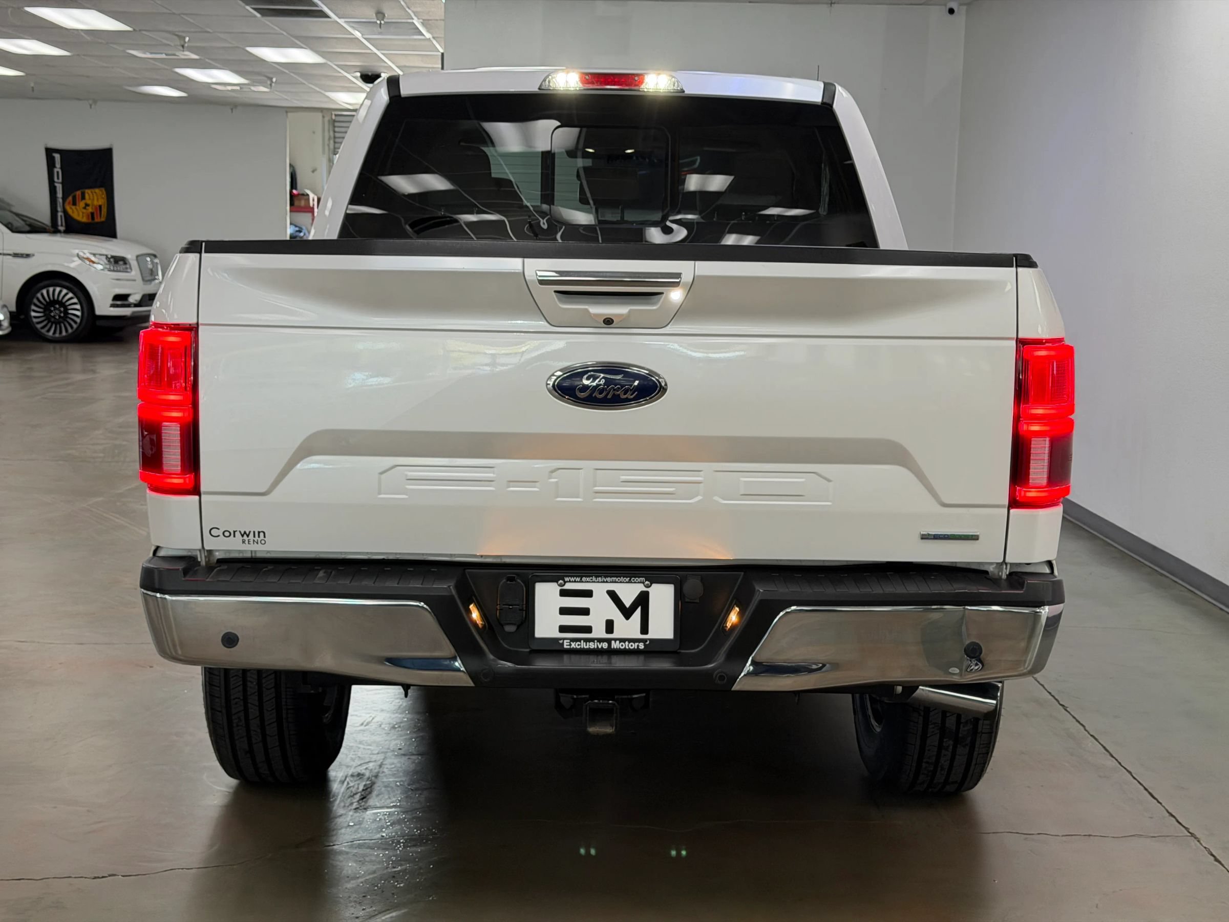 Used 2019 Ford F150 Lariat w/ Equipment Group 502A Luxury AWD/4WD image 11