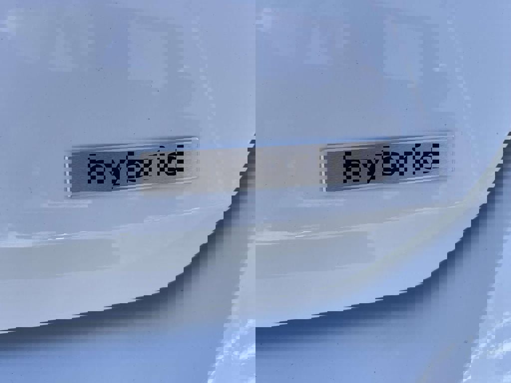 New 2026 Hyundai Elantra Limited image 10