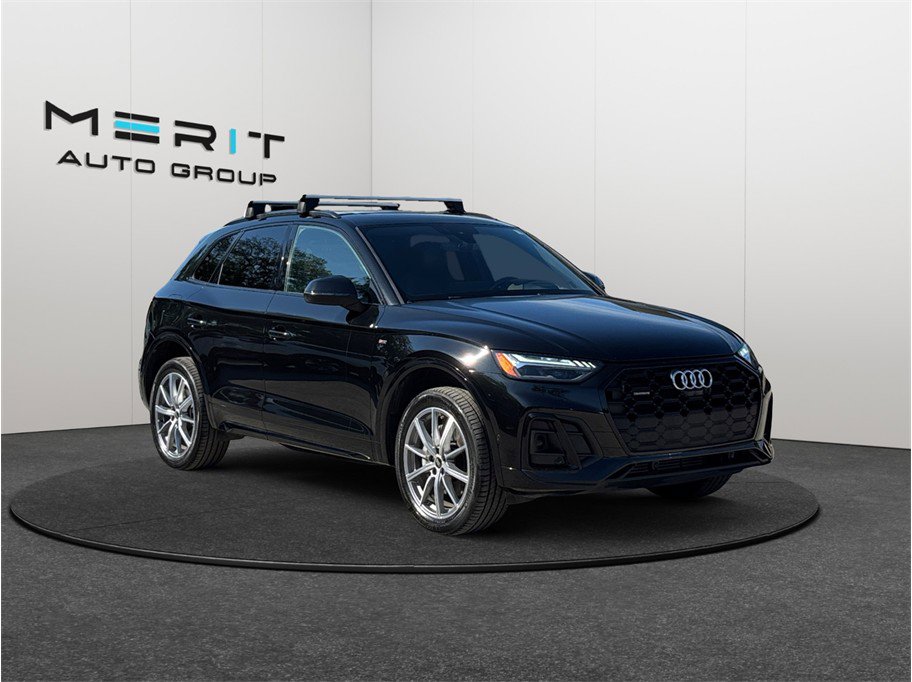 Used 2022 Audi Q5 e Prestige w/ Prestige Package AWD/4WD image 1