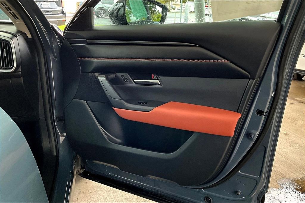 Used 2023 MAZDA CX-50 AWD 2.5 Turbo w/ Cargo Package image 27