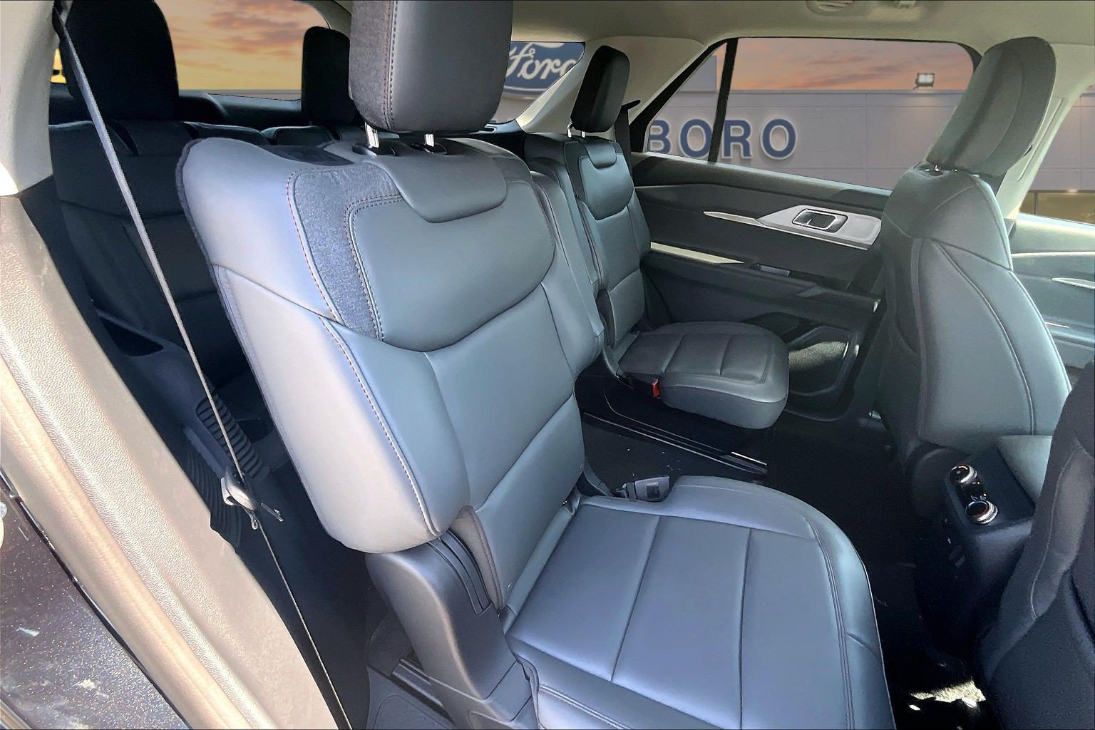 New 2026 Ford Explorer Active w/ Active Comfort Package AWD/4WD image 9