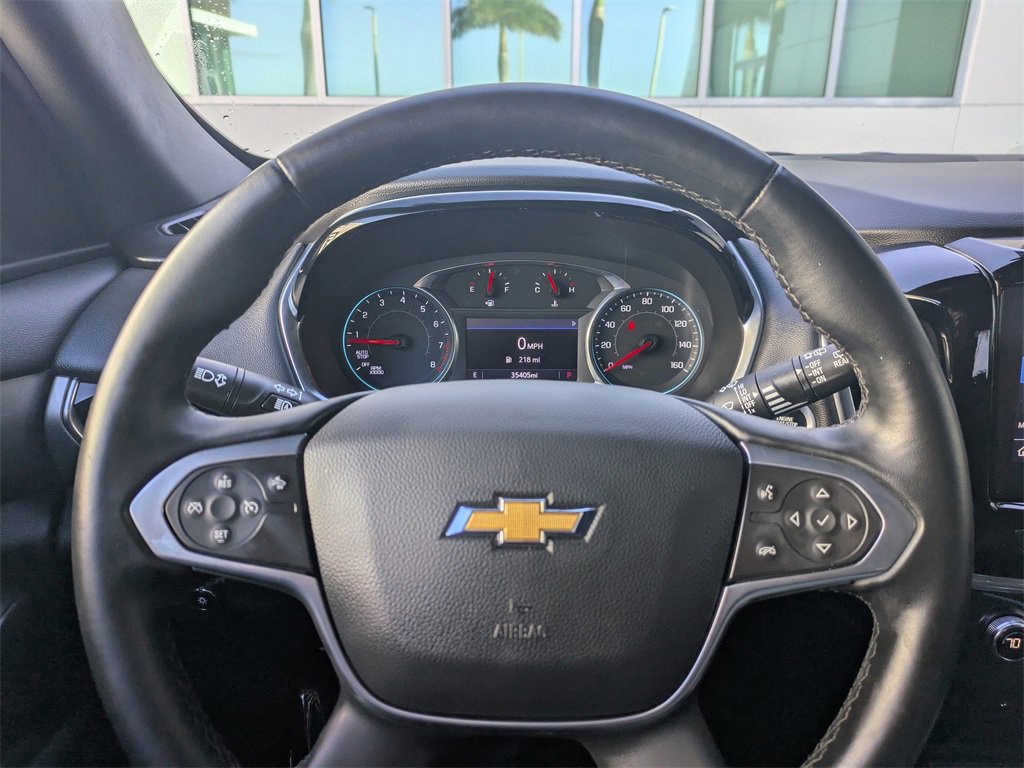 Used 2023 Chevrolet Traverse LT image 30