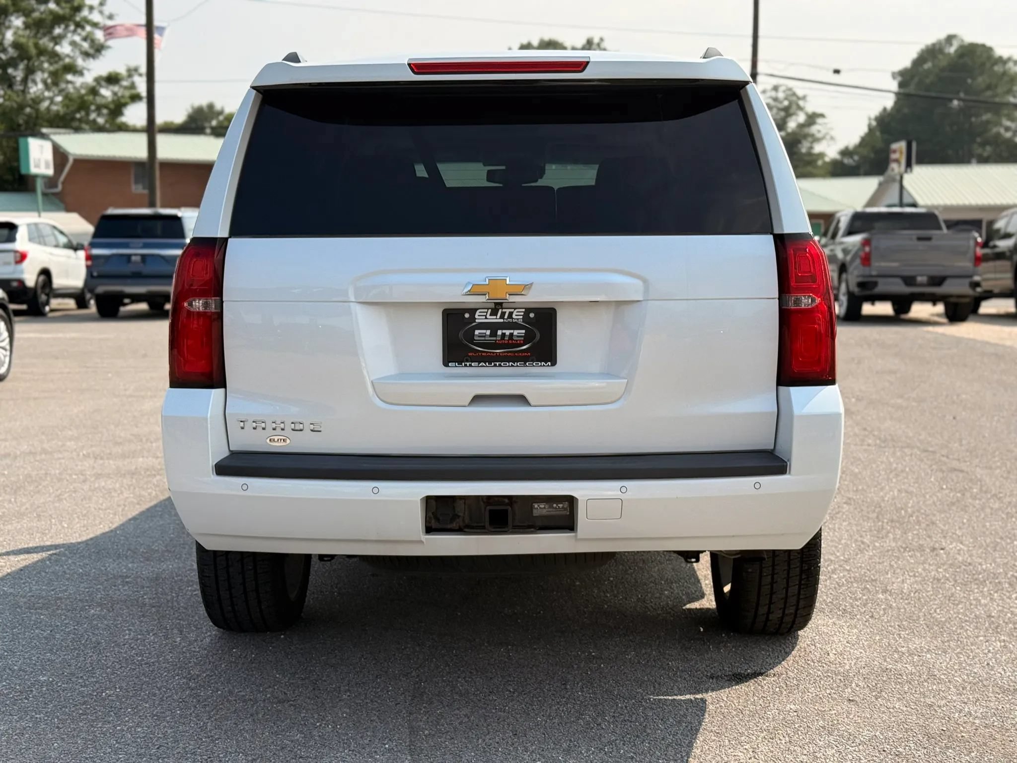 Used 2017 Chevrolet Tahoe LT AWD/4WD image 8