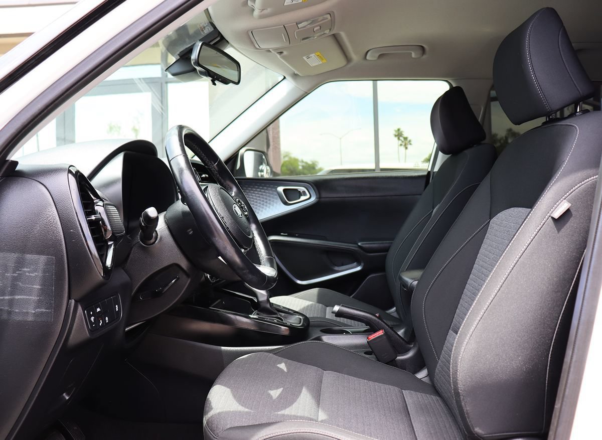 Used 2020 Kia Soul EX FWD image 38