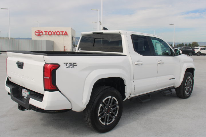 Certified 2024 Toyota Tacoma TRD Sport w/ TRD Sport Upgrade Package AWD/4WD image 3
