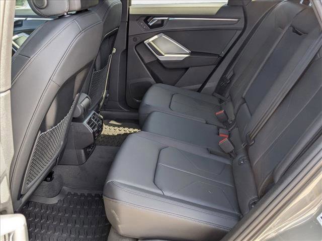 New 2025 Audi Q3 2.0T Premium image 15