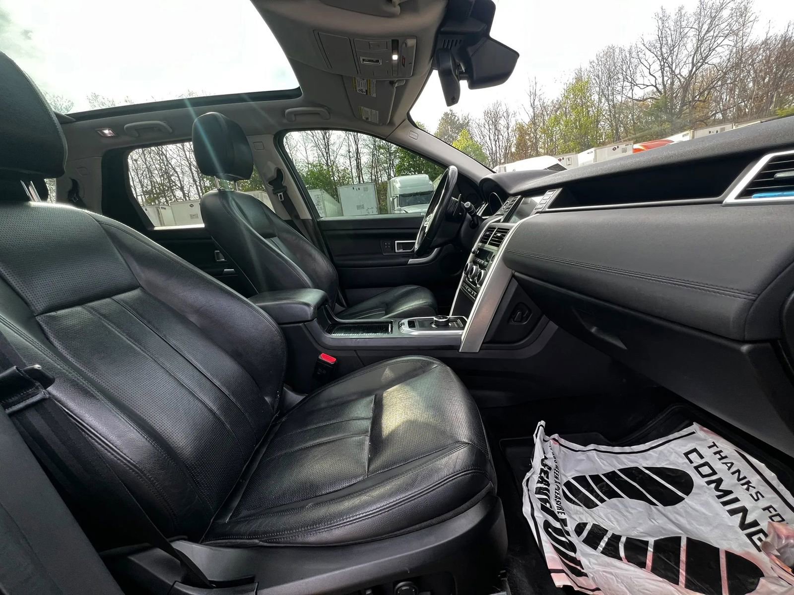 Used 2017 Land Rover Discovery Sport HSE AWD/4WD image 13