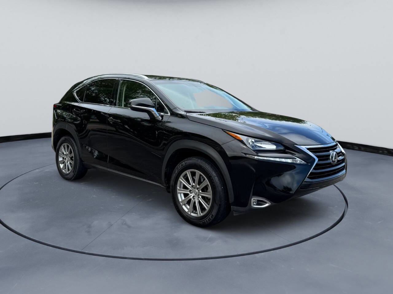 Used 2016 Lexus NX 200t FWD image 4