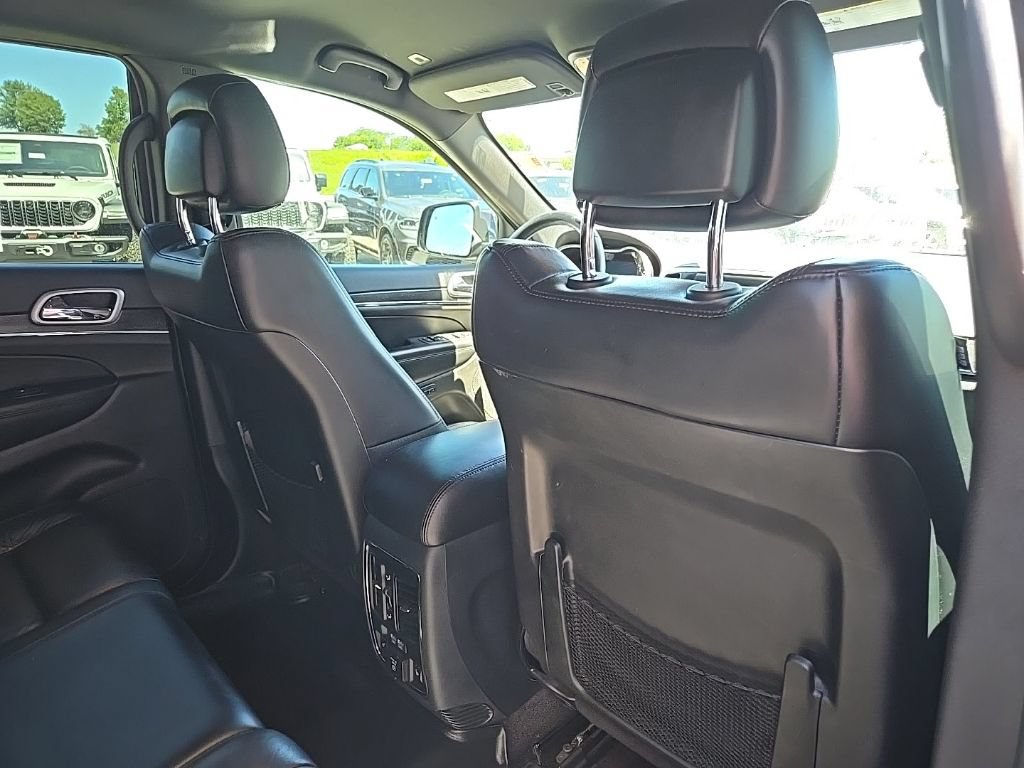 Used 2018 Jeep Grand Cherokee Limited AWD/4WD image 82