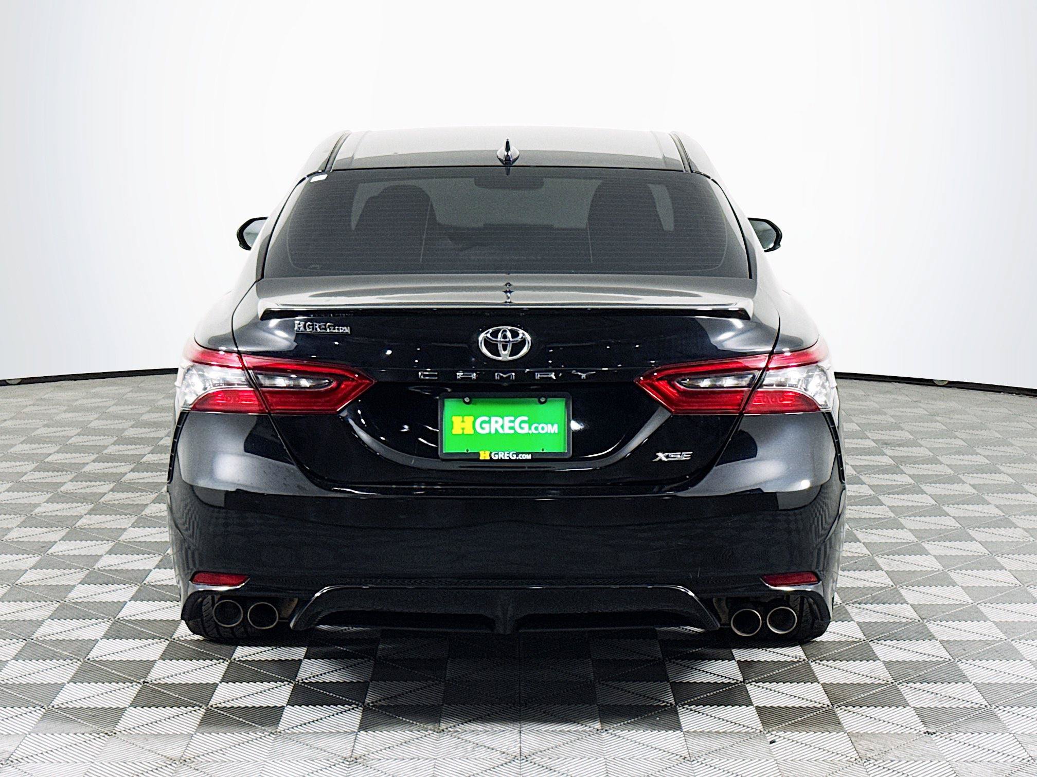 Used 2023 Toyota Camry XSE FWD image 7