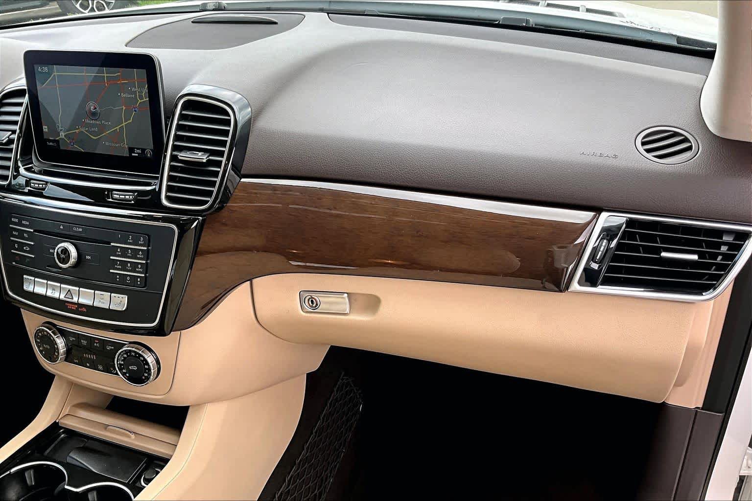 Used 2017 Mercedes-Benz GLE 350 image 19
