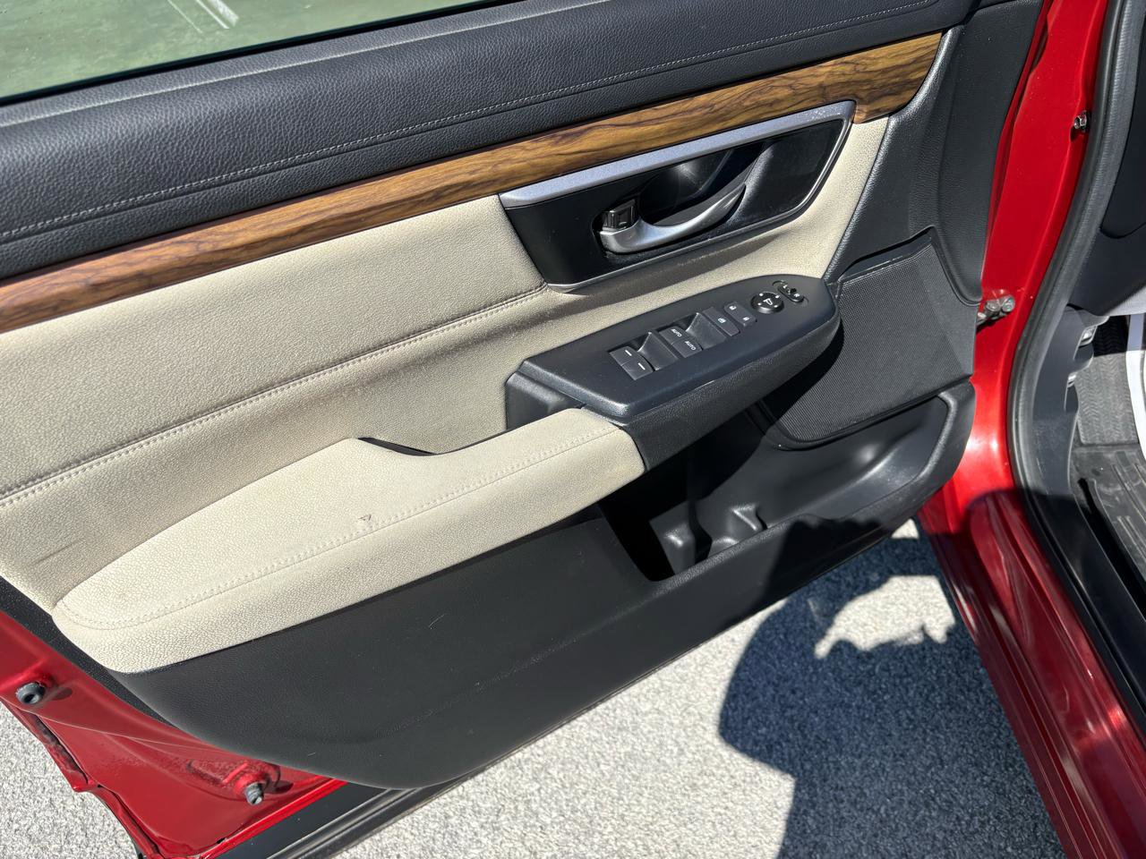 Used 2018 Honda CR-V EX image 11