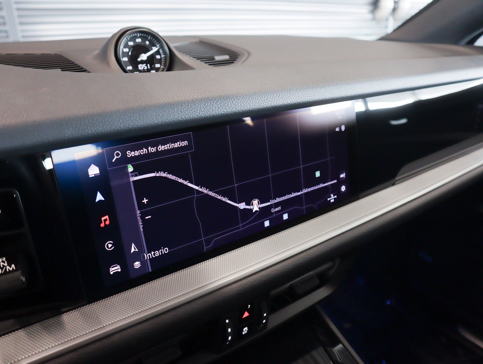 Certified 2025 Porsche Cayenne Coupe image 20