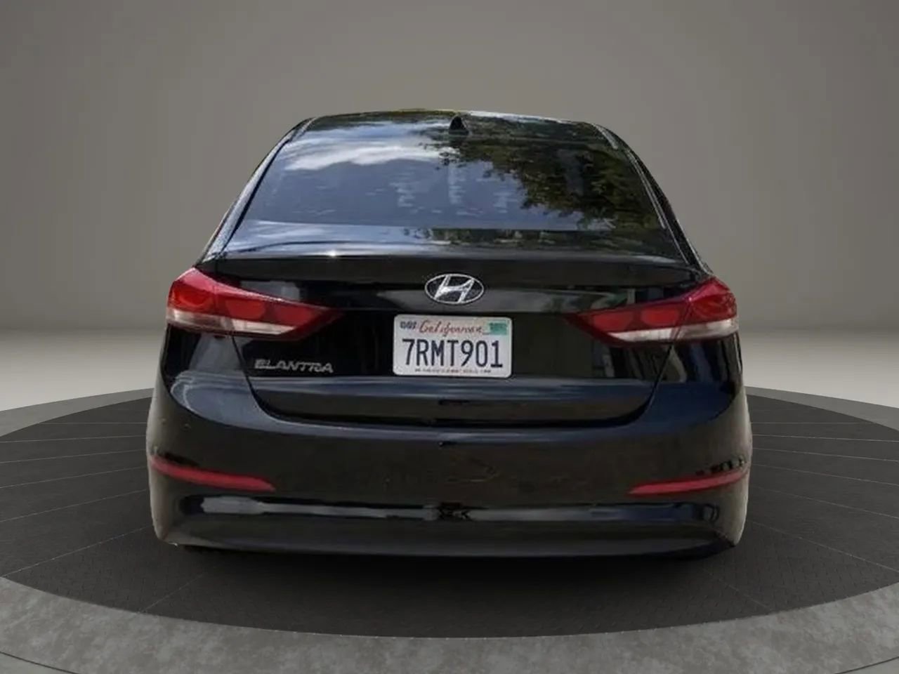 Used 2017 Hyundai Elantra SE FWD image 7