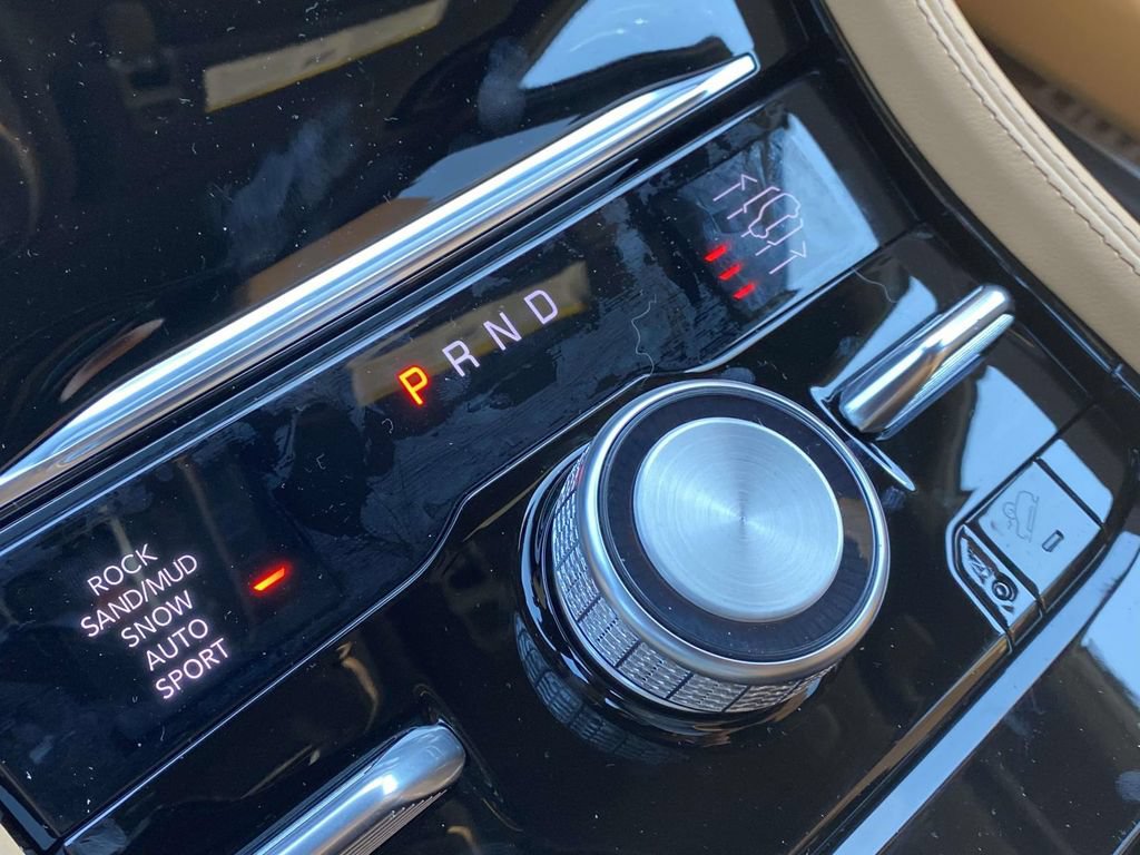 New 2026 Jeep Grand Cherokee Summit w/ Obsidian Package AWD/4WD image 27