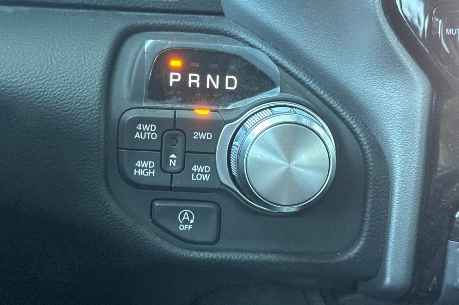 New 2026 RAM 1500 Laramie AWD/4WD image 20