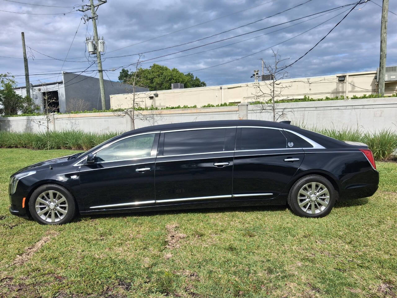 Used 2018 Cadillac XTS FWD image 9