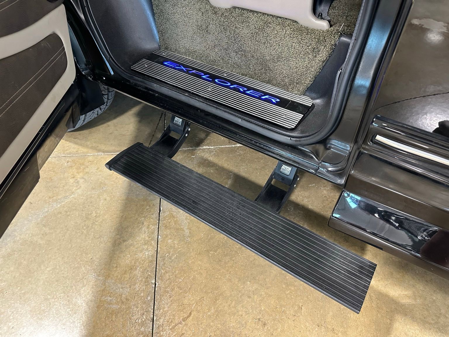 Used 2021 Chevrolet Express 2500 LS w/ Enhanced Convenience Package image 13