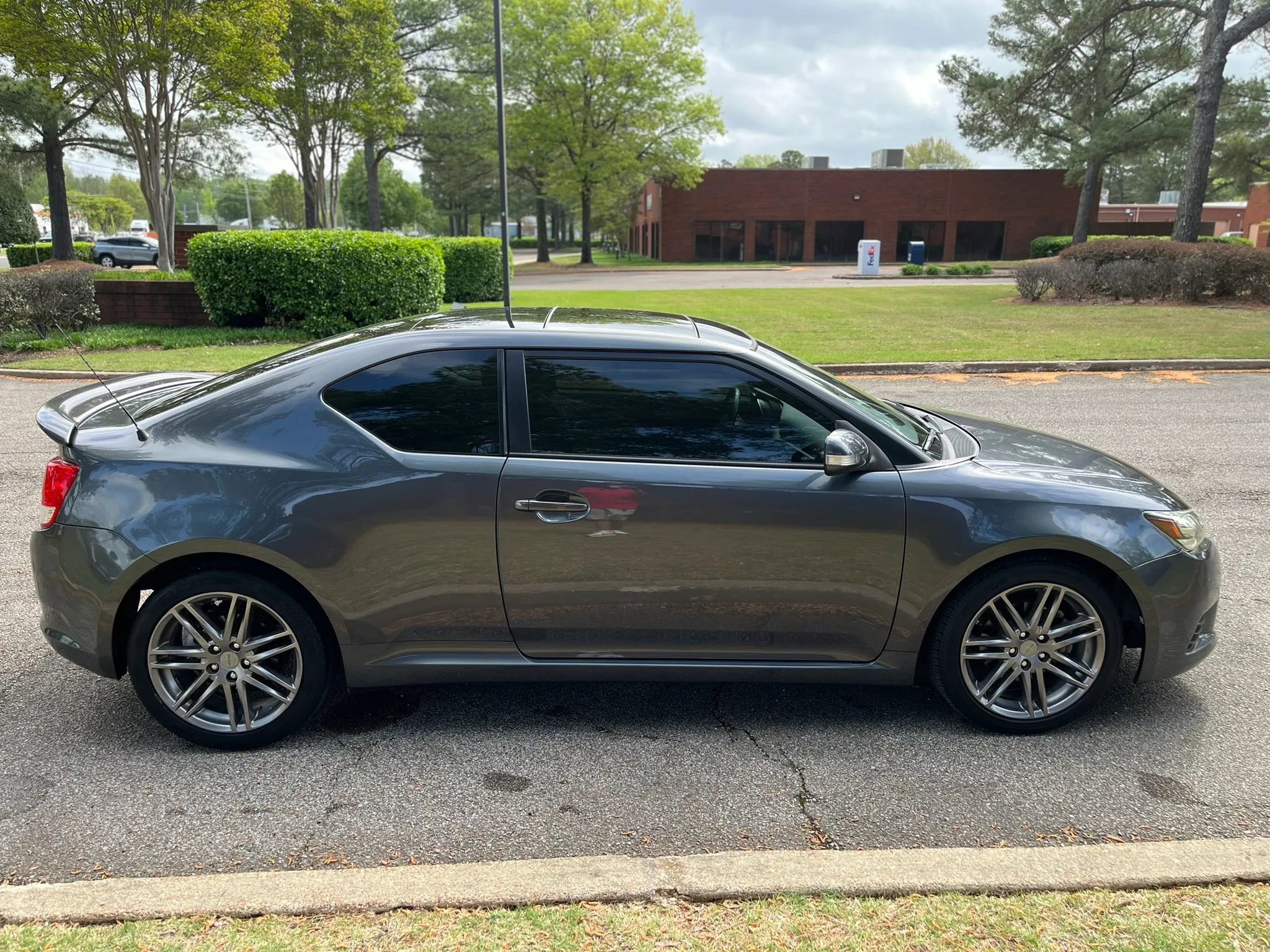 Used 2013 Scion tC FWD image 6