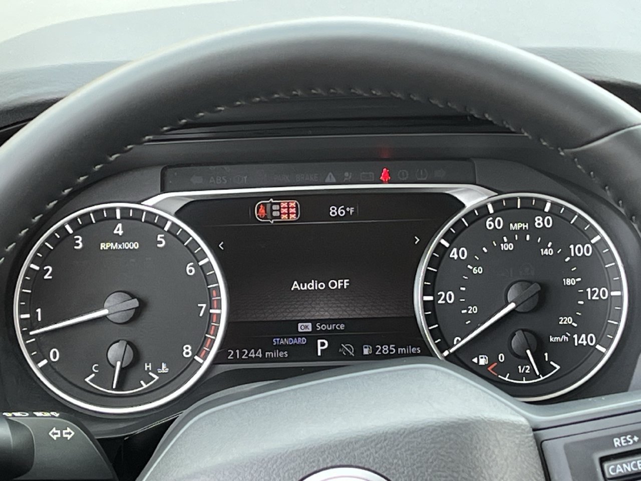 Used 2026 Nissan Pathfinder SV FWD image 13