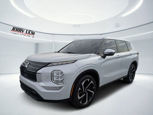 Used 2022 Mitsubishi Outlander ES AWD/4WD image 7