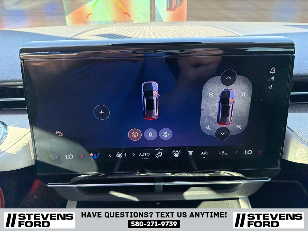 Used 2024 Lincoln Nautilus Premier image 34