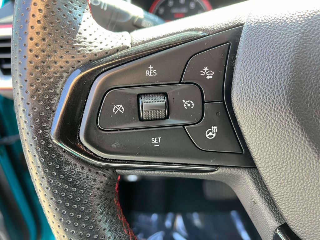 Used 2022 Chevrolet TrailBlazer RS w/ Technology Package FWD image 19