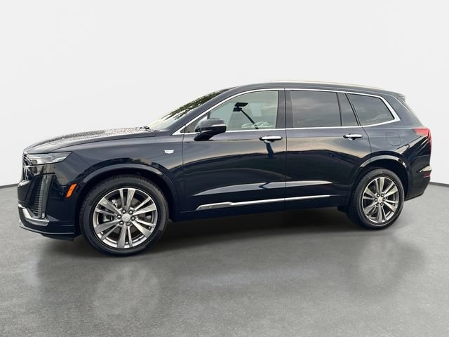 Used 2022 Cadillac XT6 Premium Luxury FWD image 2