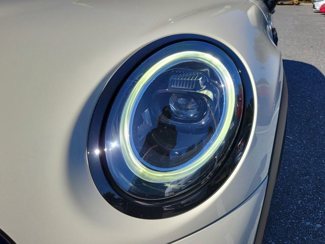 Used 2022 MINI Cooper S image 16