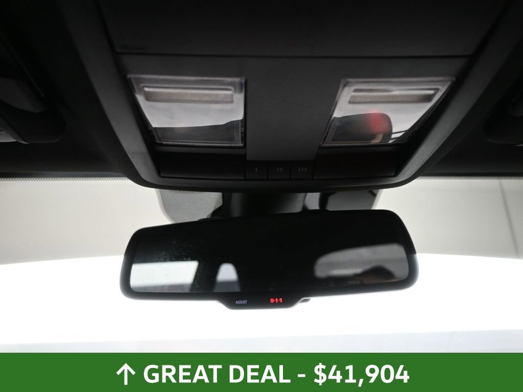 Used 2016 Dodge Challenger SRT Hellcat image 38