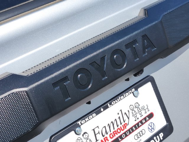 Certified 2025 Toyota 4Runner SR5 AWD/4WD image 6