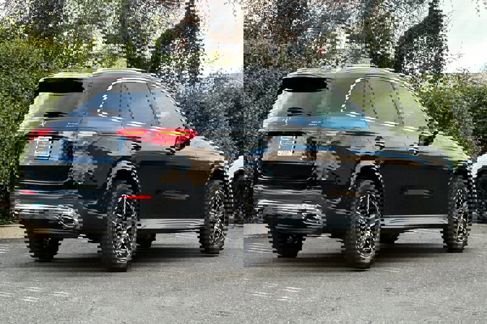 New 2026 Mercedes-Benz GLC 300 4MATIC image 3