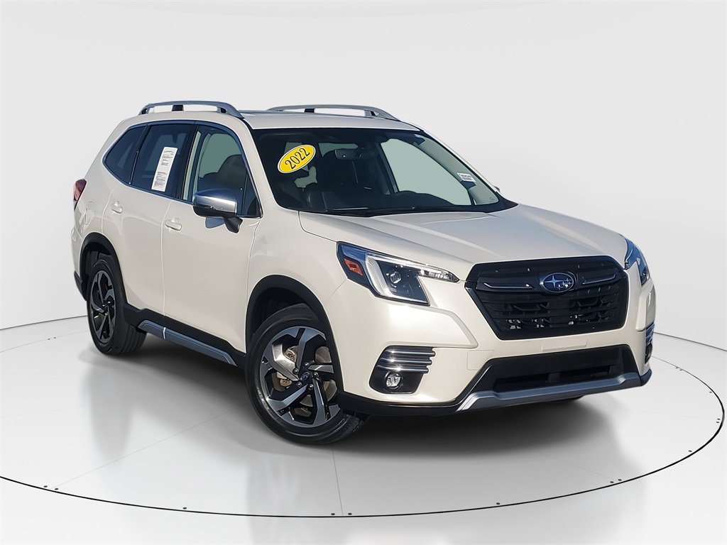 Used 2022 Subaru Forester Touring image 2