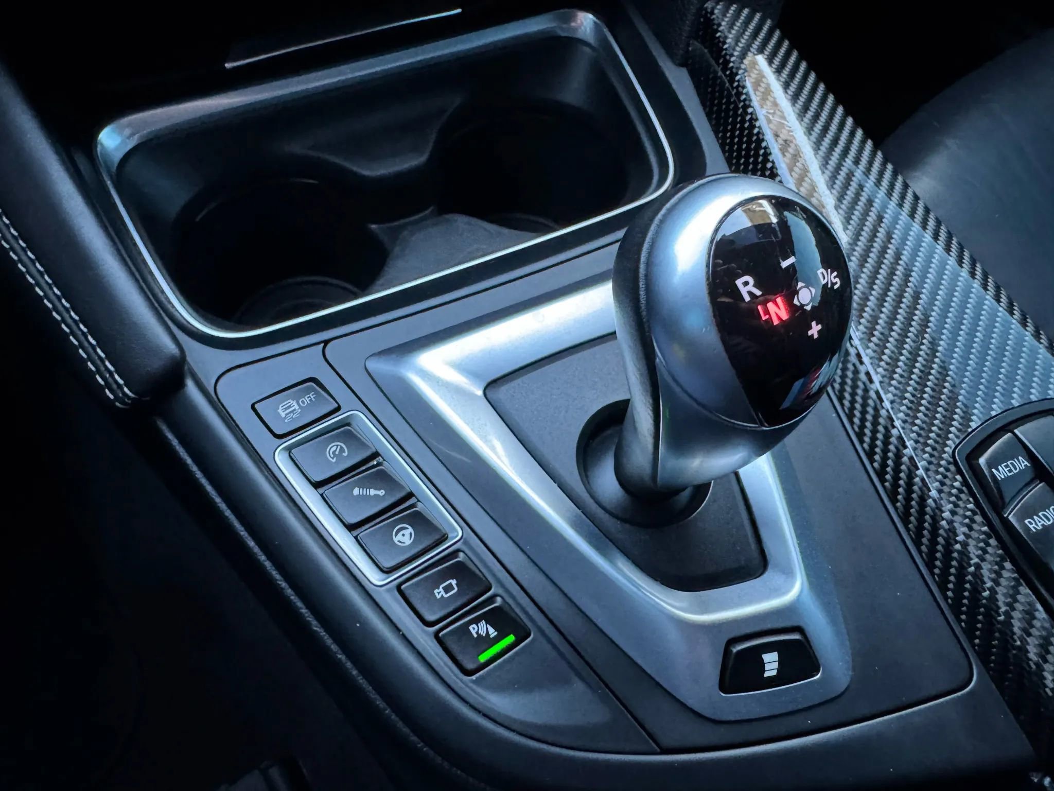 Used 2015 BMW M4 Convertible image 41