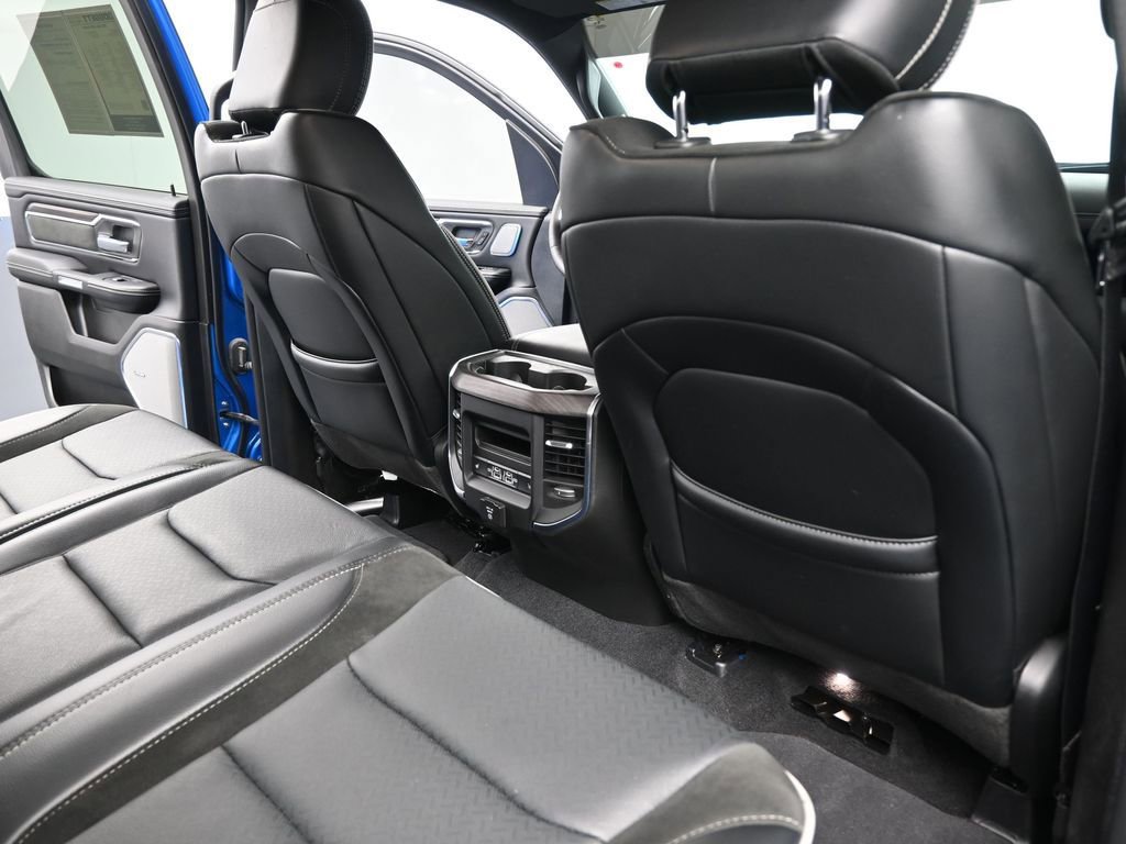 Used 2025 RAM 1500 Laramie w/ Night Edition image 24