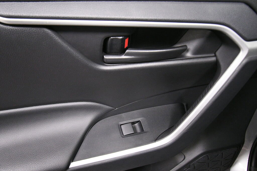 Certified 2024 Toyota RAV4 LE image 20