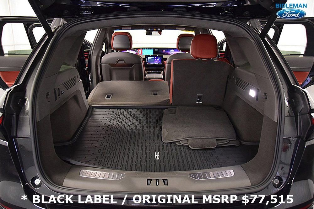 Used 2024 Lincoln Nautilus Black Label image 28