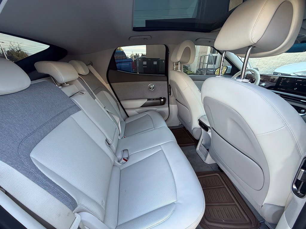 Used 2024 Genesis GV60 RWD w/ Cargo Package image 12