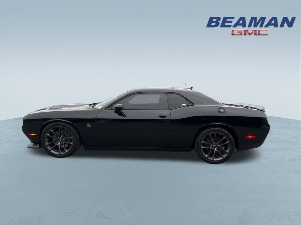 Used 2021 Dodge Challenger R/T Scat Pack RWD image 4